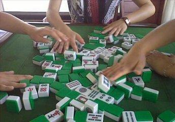 娱乐吃瓜酱打麻将,揭秘麻将江湖里的欢乐与智慧
