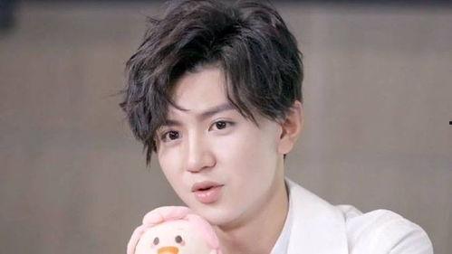 娱乐圈吃瓜陈哲远,娱乐圈吃瓜达人,揭秘明星幕后故事